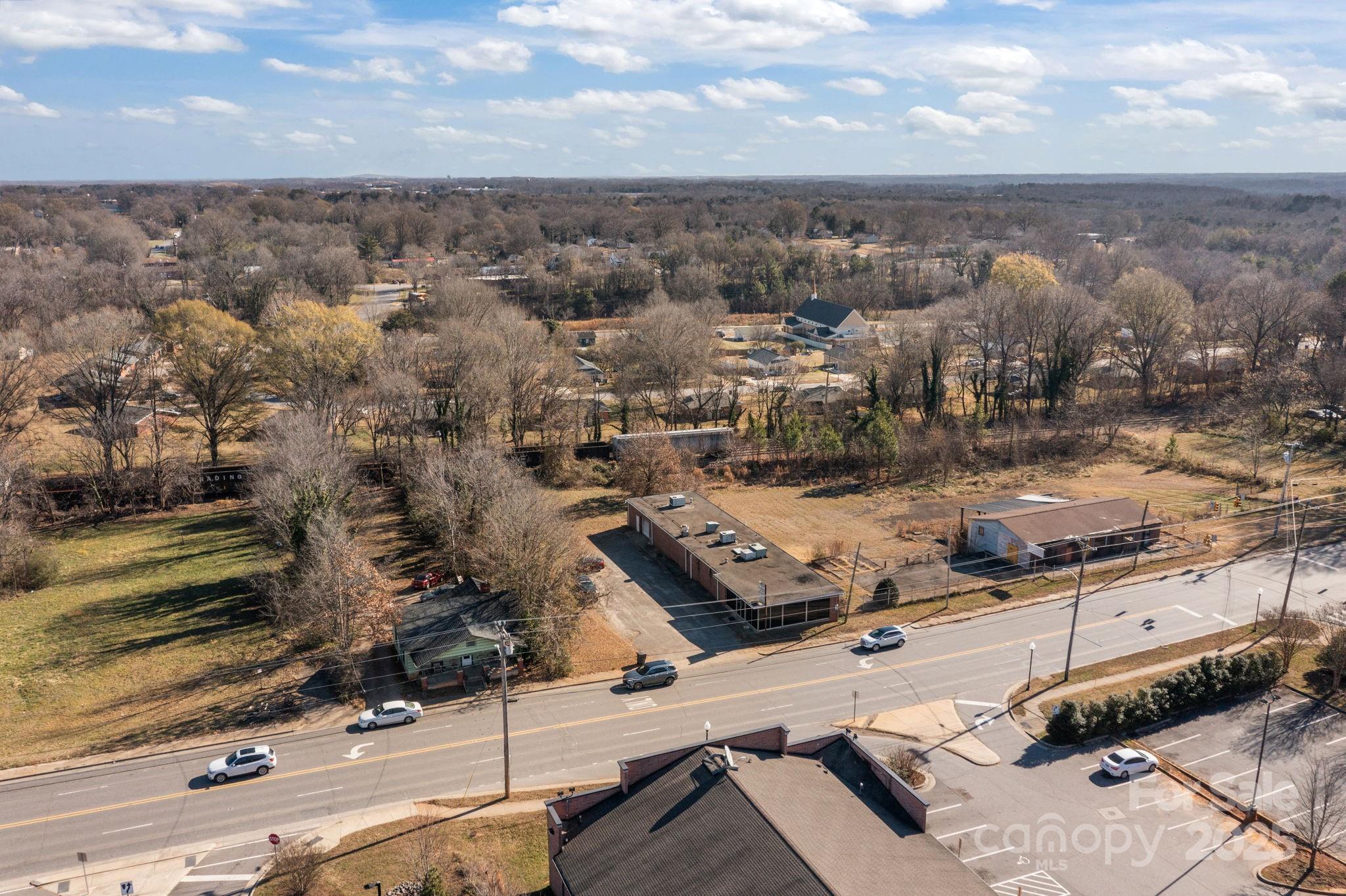 935 Shelton Avenue Statesville NC 28677