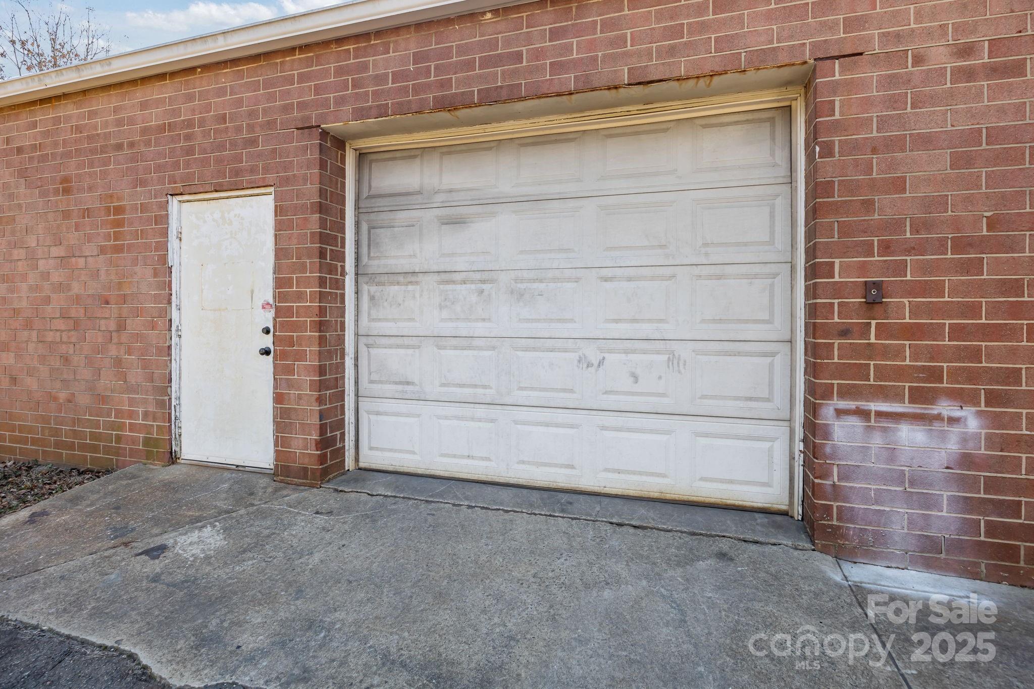 935 Shelton Avenue Statesville NC 28677