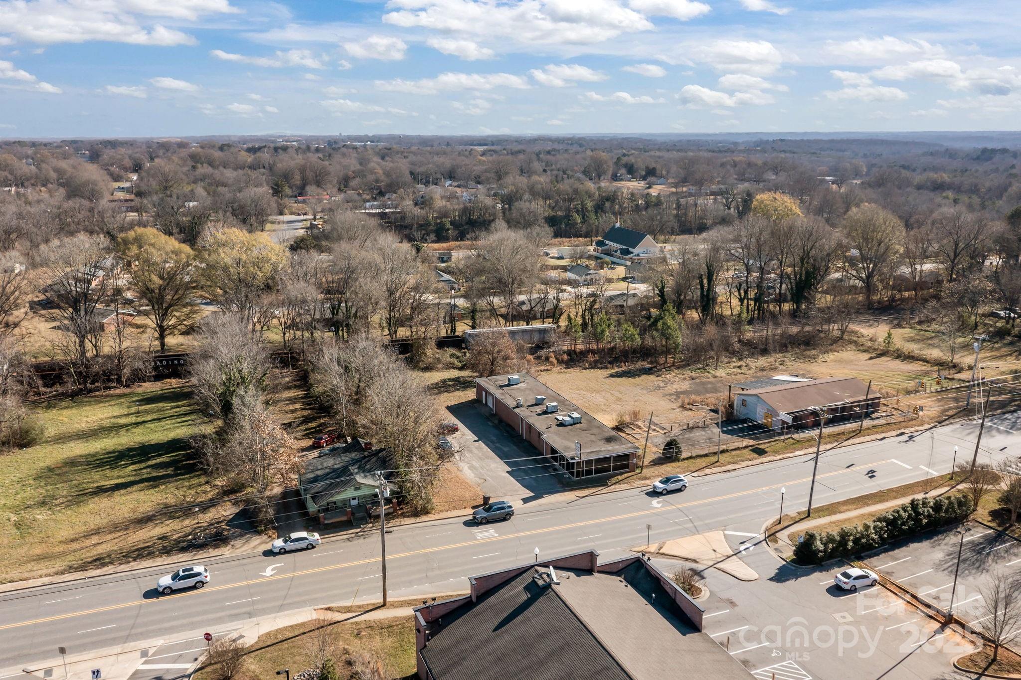 935 Shelton Avenue Statesville NC 28677