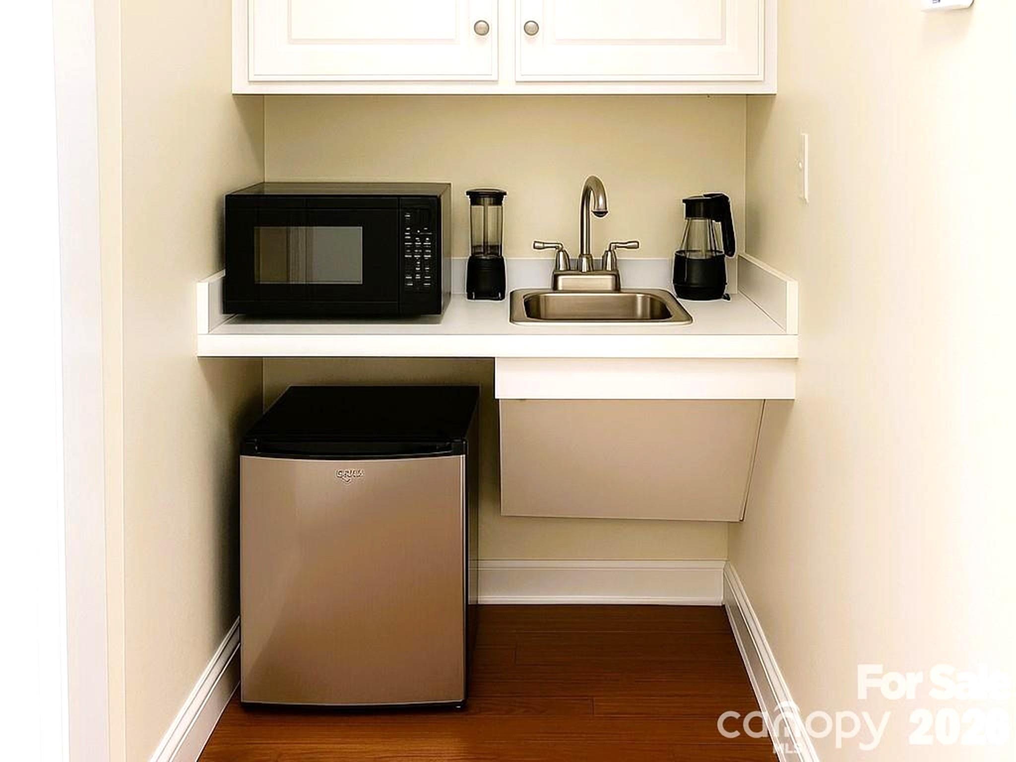 1977 J N Pease Place Charlotte NC 28262