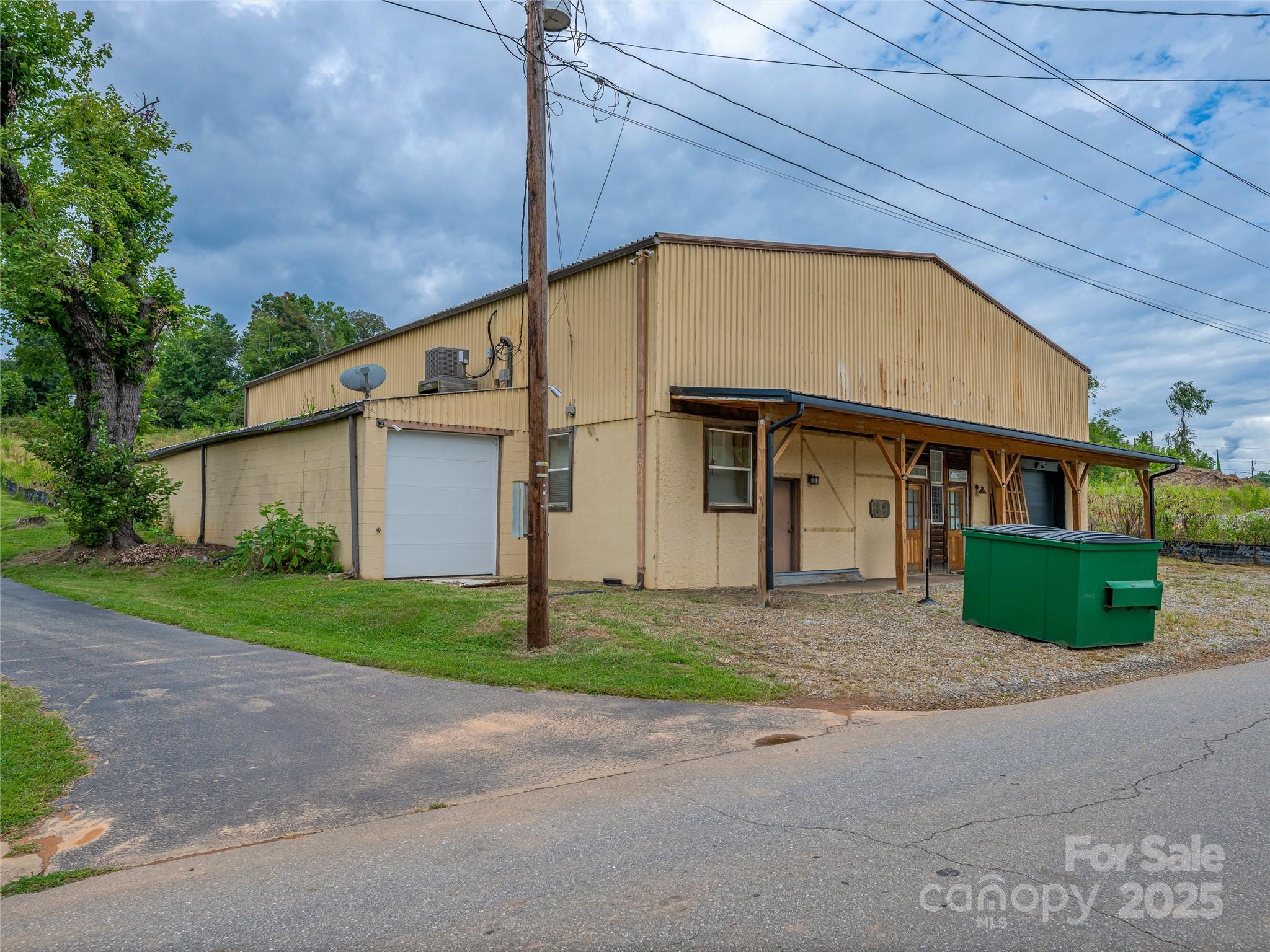 39 Brookside Circle Candler NC 28715