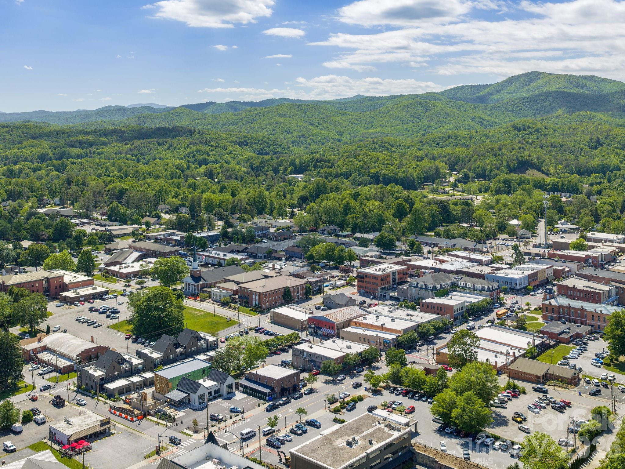 76 E Main Street Brevard NC 28712
