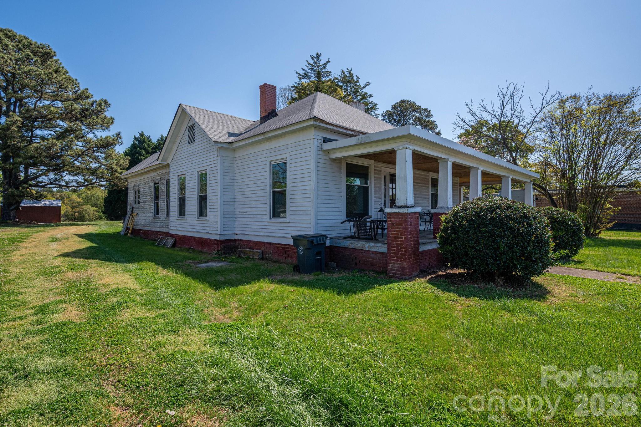 127 S Main Street Stanley NC 28164