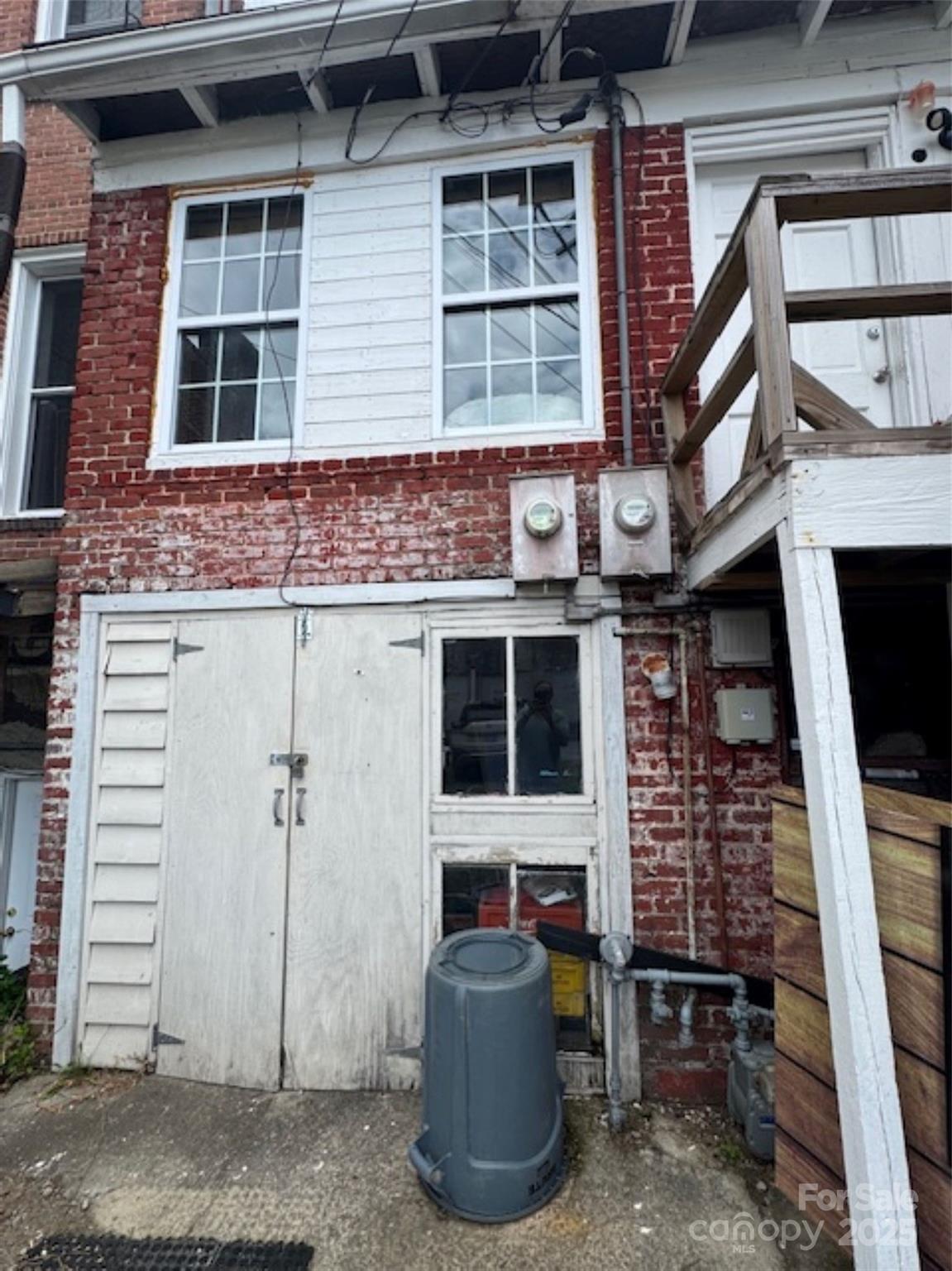414 N Main Street Hendersonville NC 28792