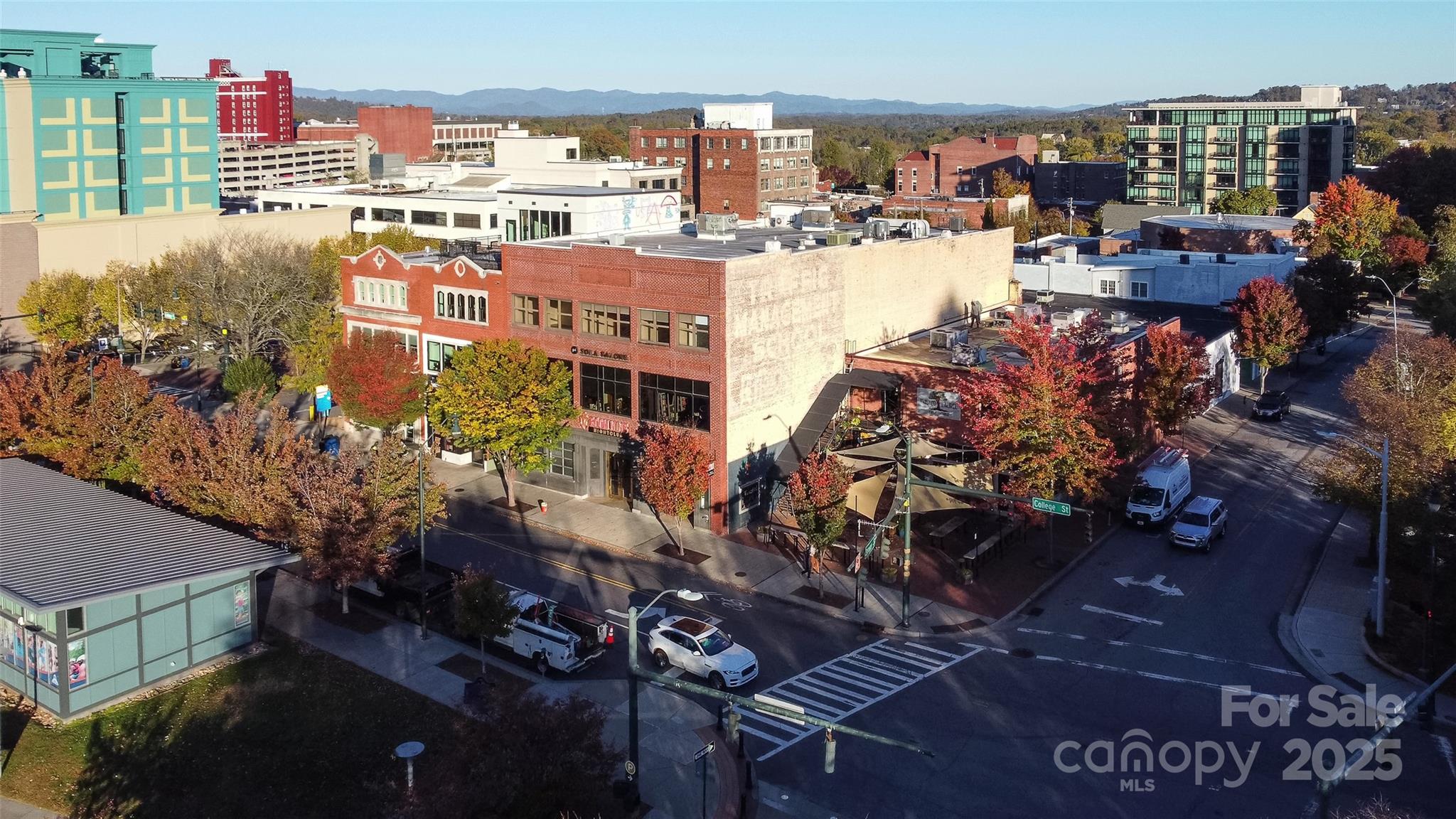 124 College Street Asheville NC 28801