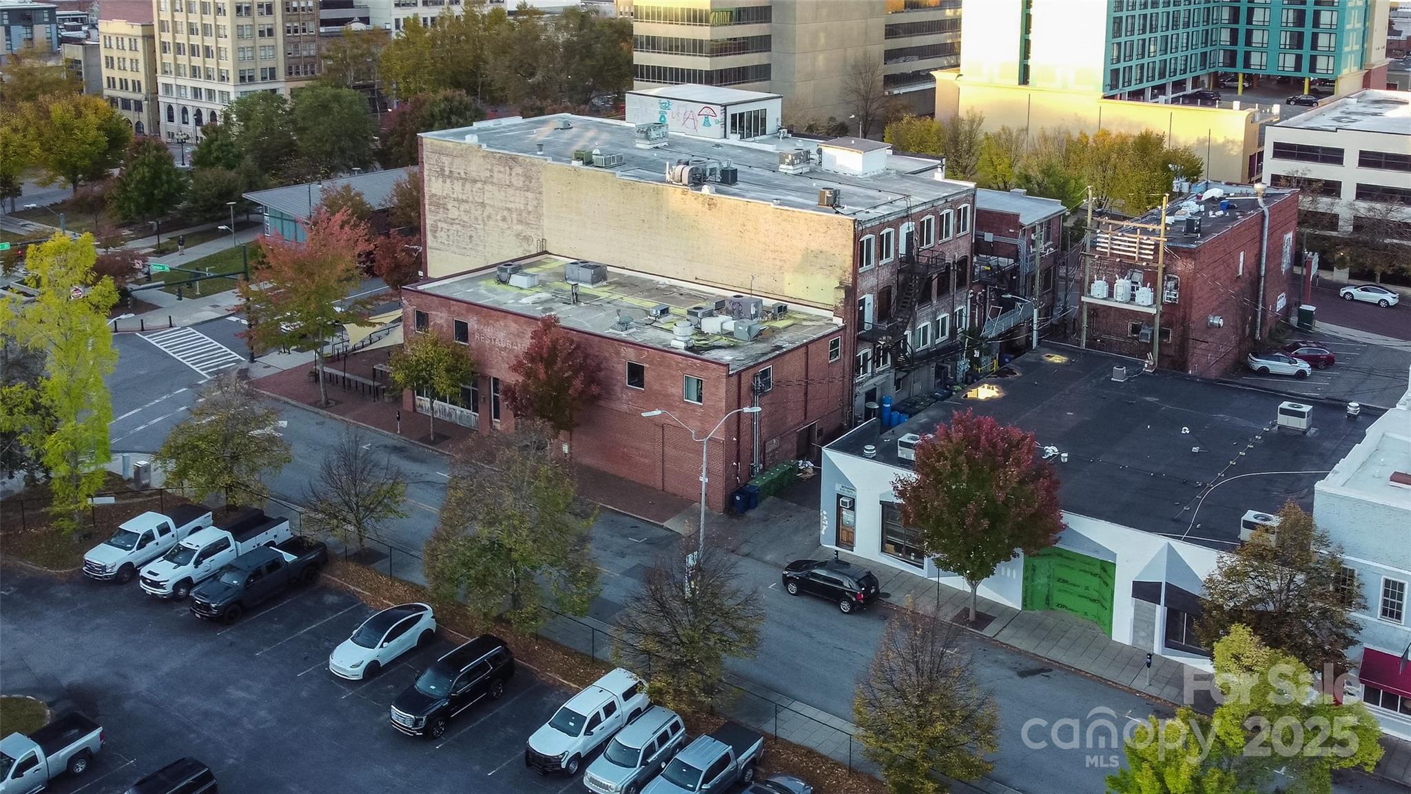 124 College Street Asheville NC 28801
