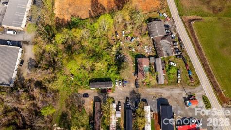 1611 Old Spartanburg Road Hendersonville NC 28792