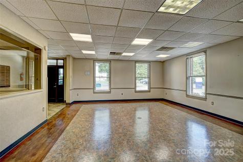 112 S Oak Street Cherryville NC 28021