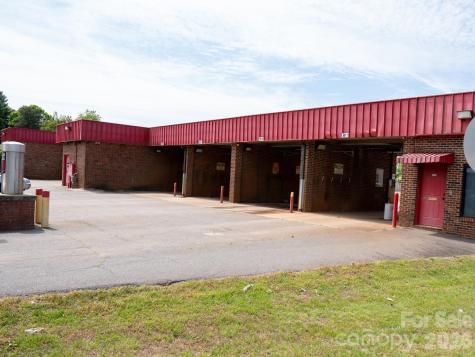 2585 Northside Drive Statesville NC 28625