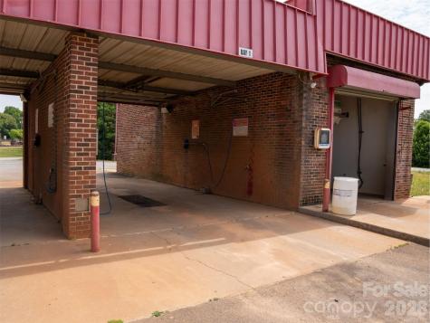 2585 Northside Drive Statesville NC 28625