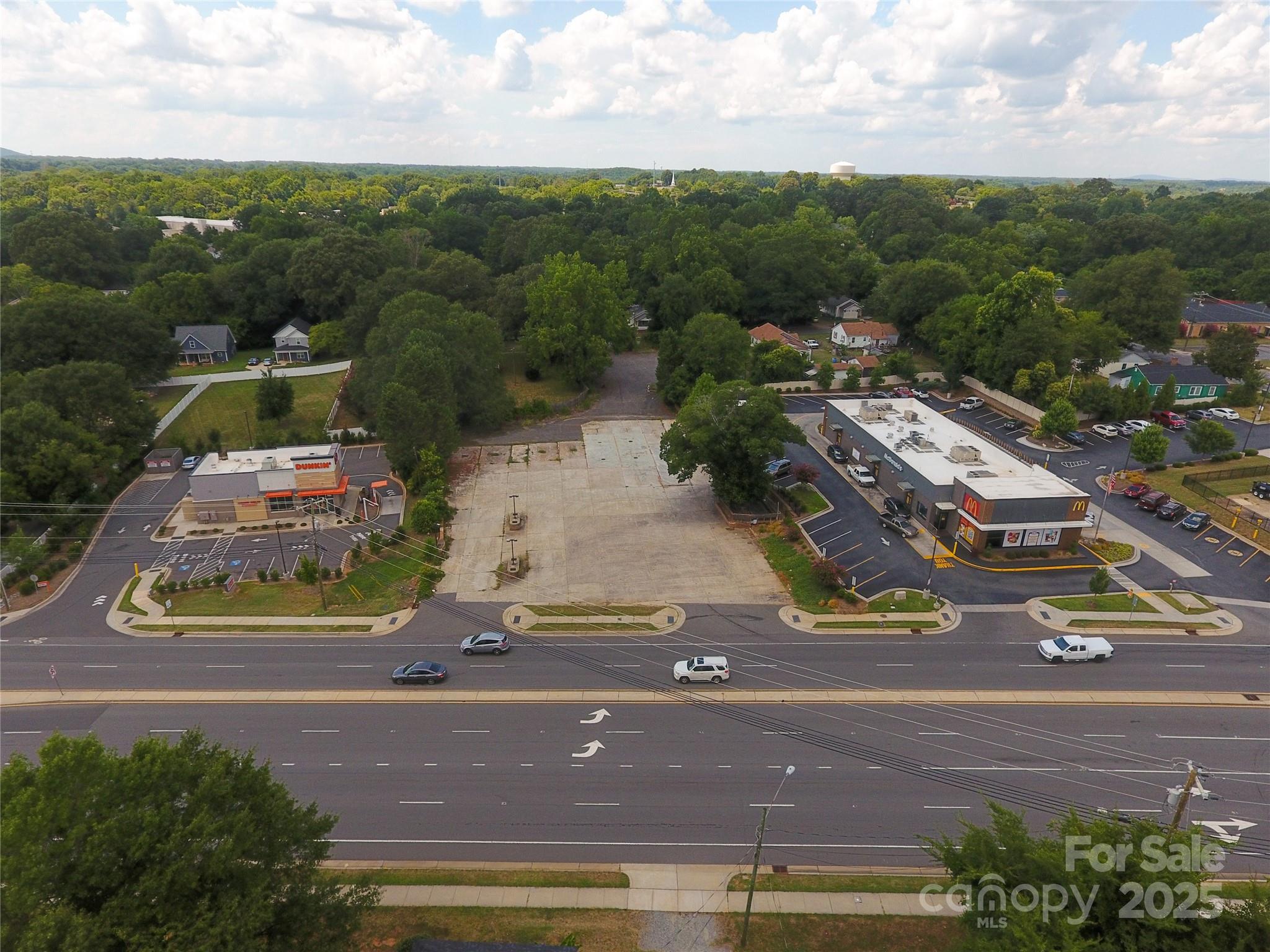 706 S Main Street Mount Holly NC 28120