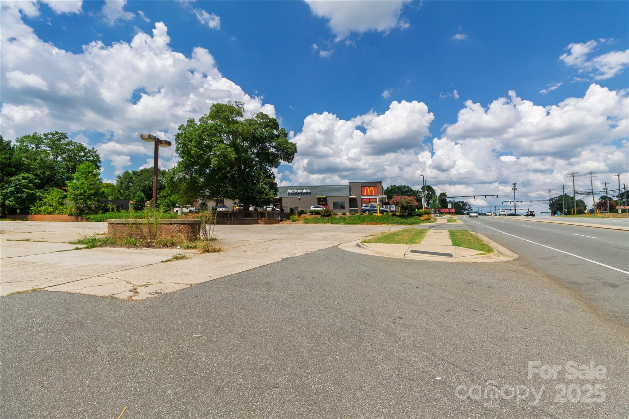 706 S Main Street Mount Holly NC 28120