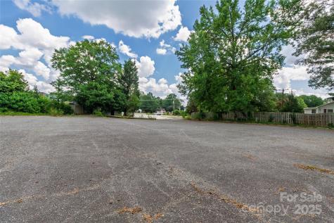 706 S Main Street Mount Holly NC 28120