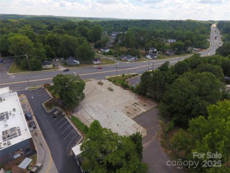 706 S Main Street Mount Holly NC 28120