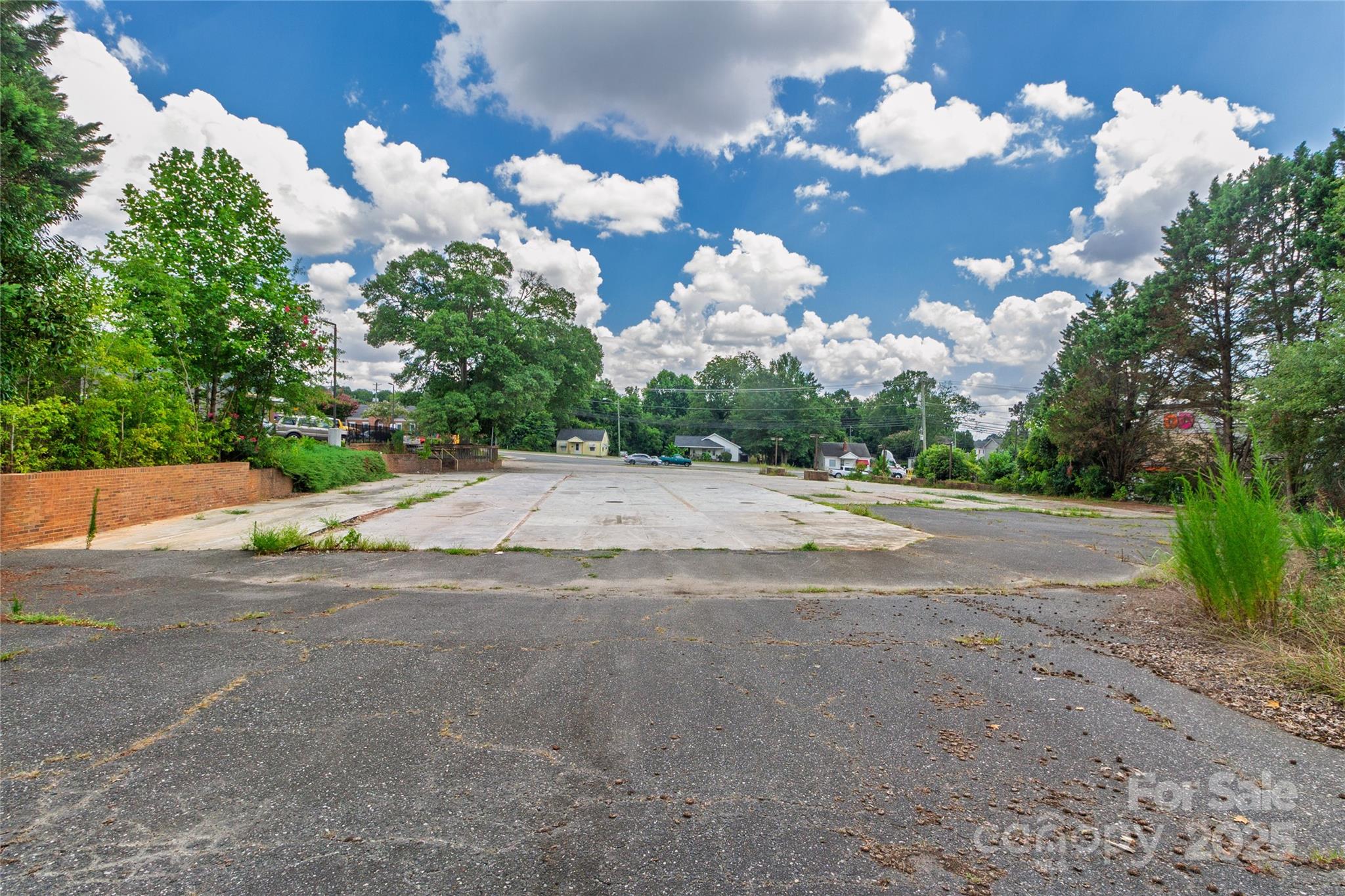 706 S Main Street Mount Holly NC 28120