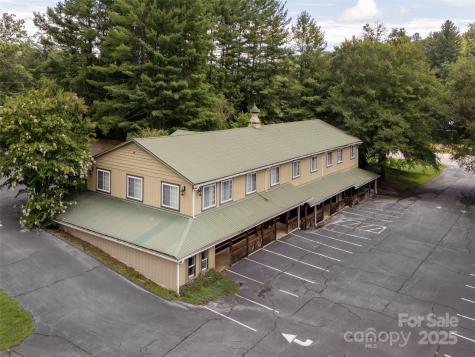 8826 Boylston Highway Mills River NC 28759