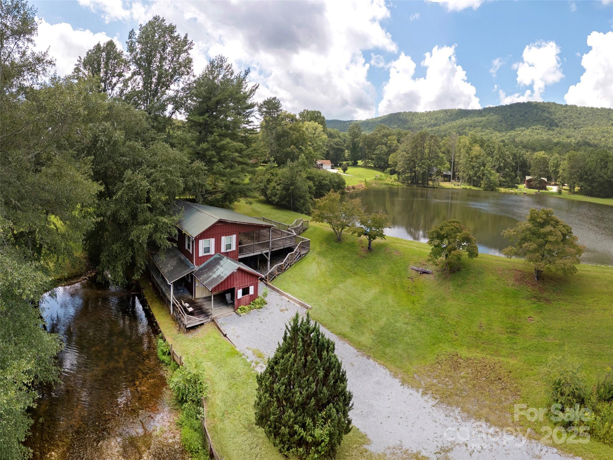 8826 Boylston Highway Mills River NC 28759