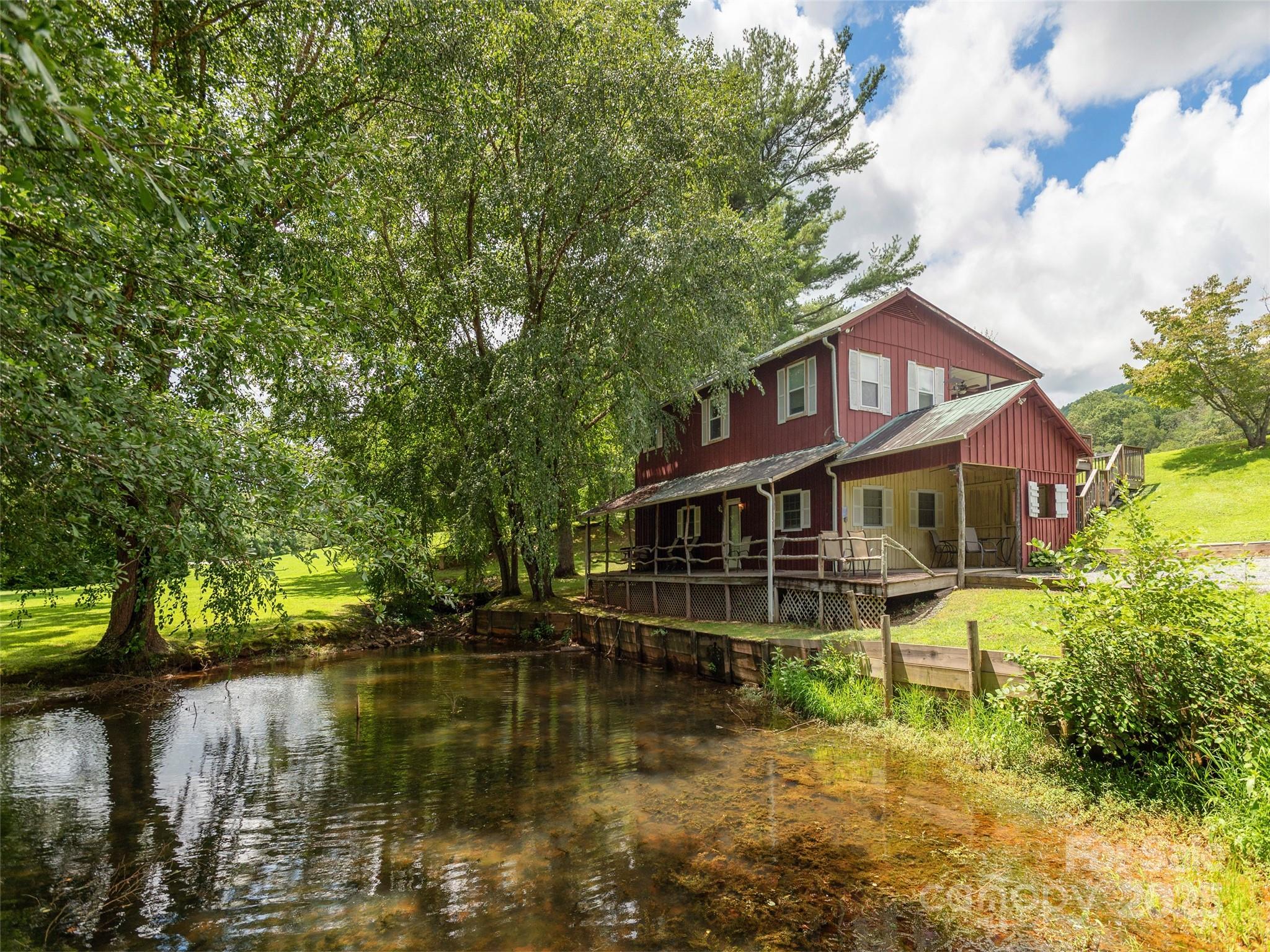 8826 Boylston Highway Mills River NC 28759