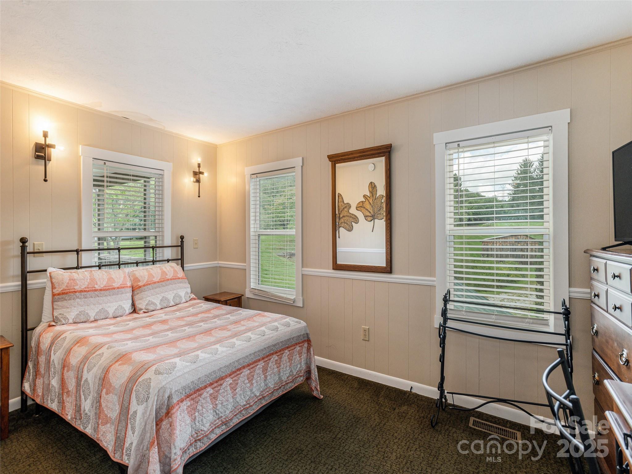 8826 Boylston Highway Mills River NC 28759