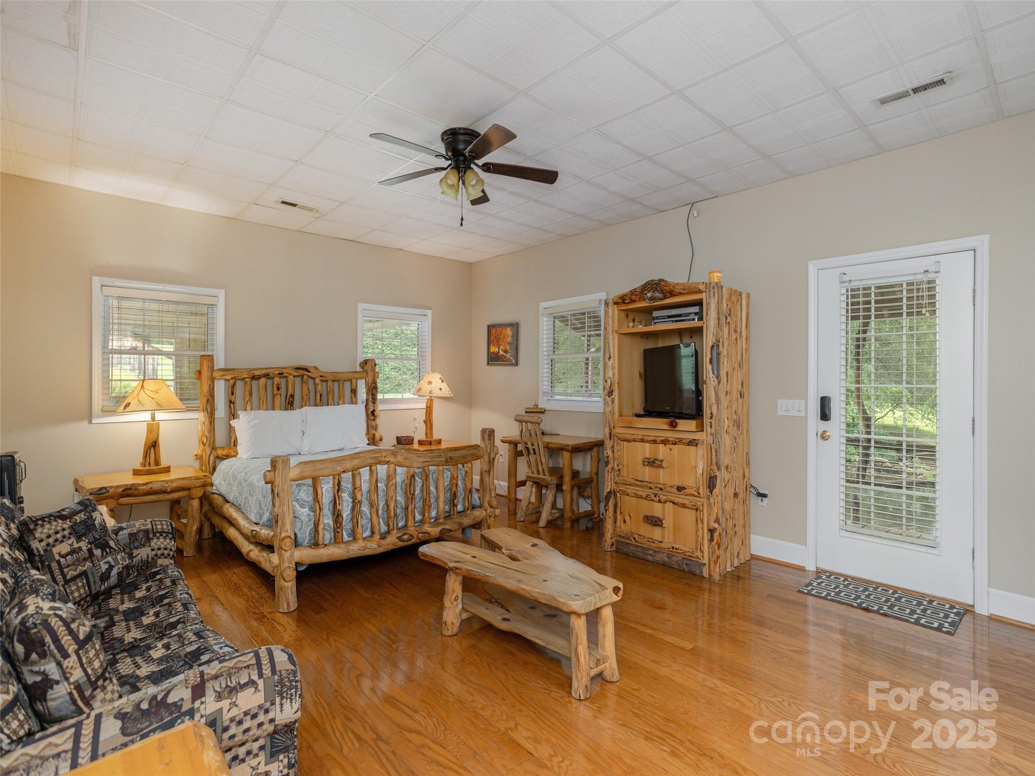 8826 Boylston Highway Mills River NC 28759