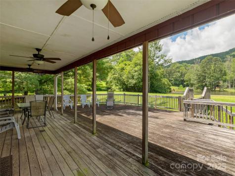 8826 Boylston Highway Mills River NC 28759