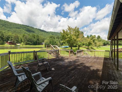 8826 Boylston Highway Mills River NC 28759