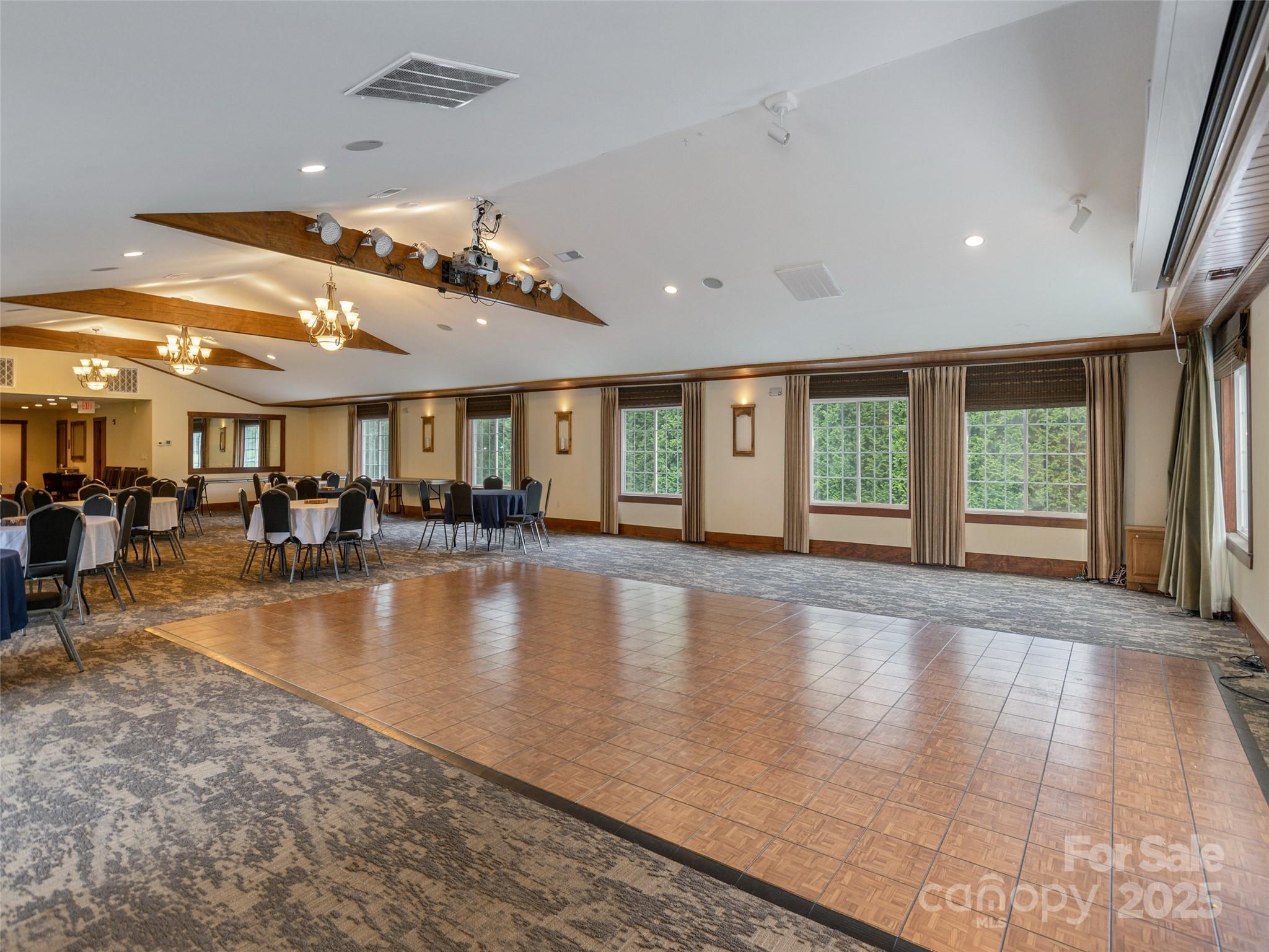 8826 Boylston Highway Mills River NC 28759