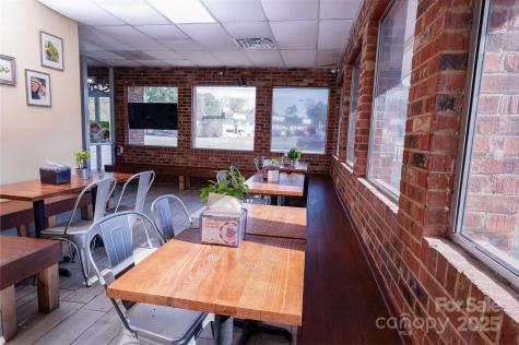 2934 & 2938 Shamrock Drive Charlotte NC 28205