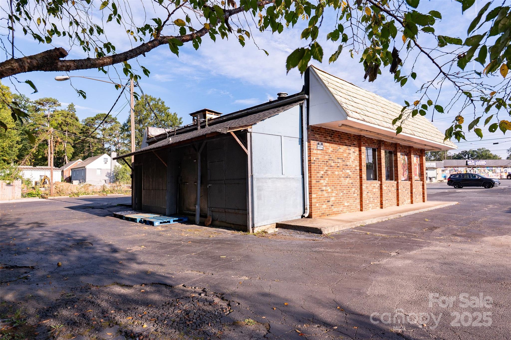 2934 & 2938 Shamrock Drive Charlotte NC 28205