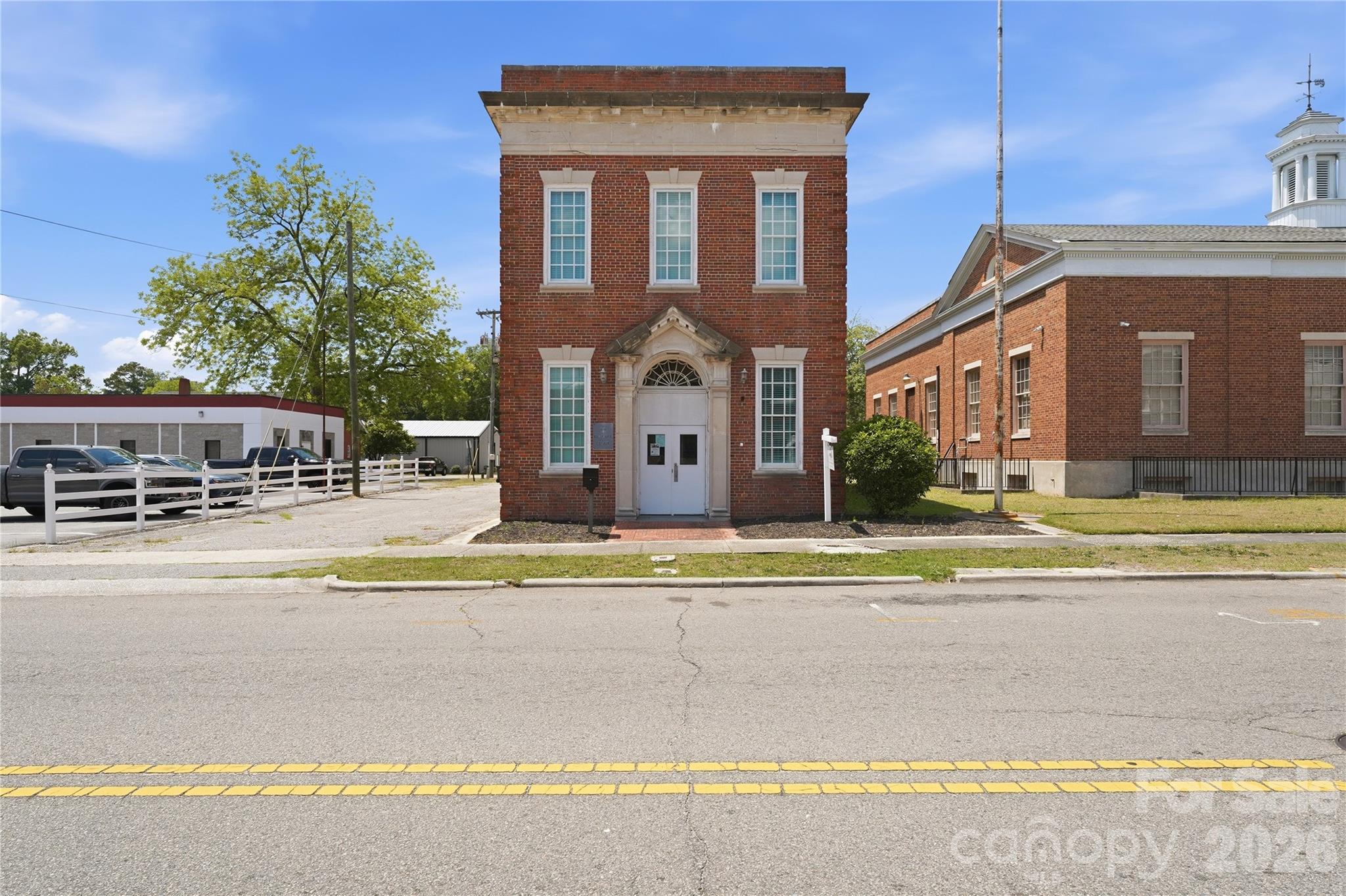 211 Atkinson Street Laurinburg NC 28352