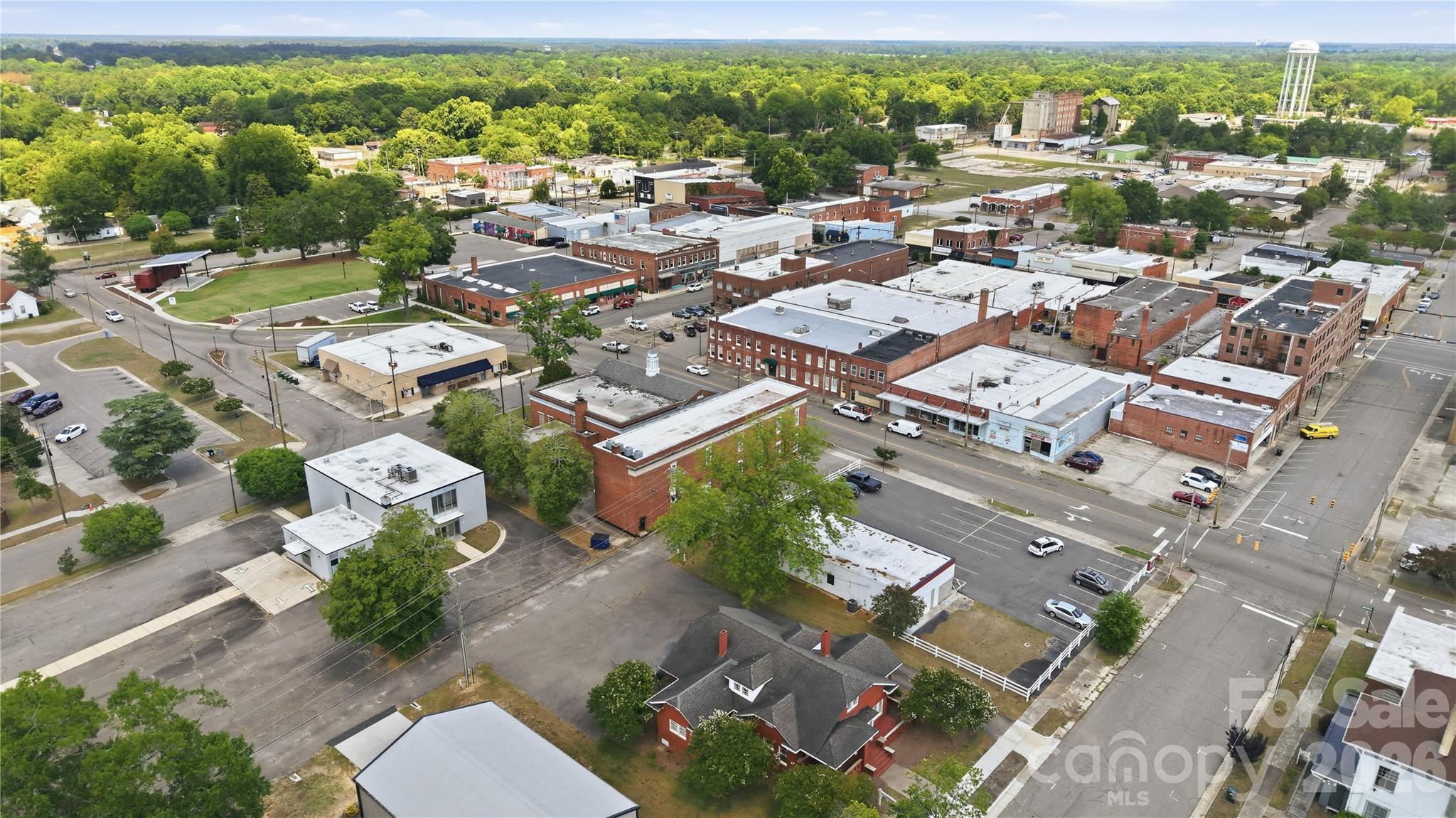 211 Atkinson Street Laurinburg NC 28352