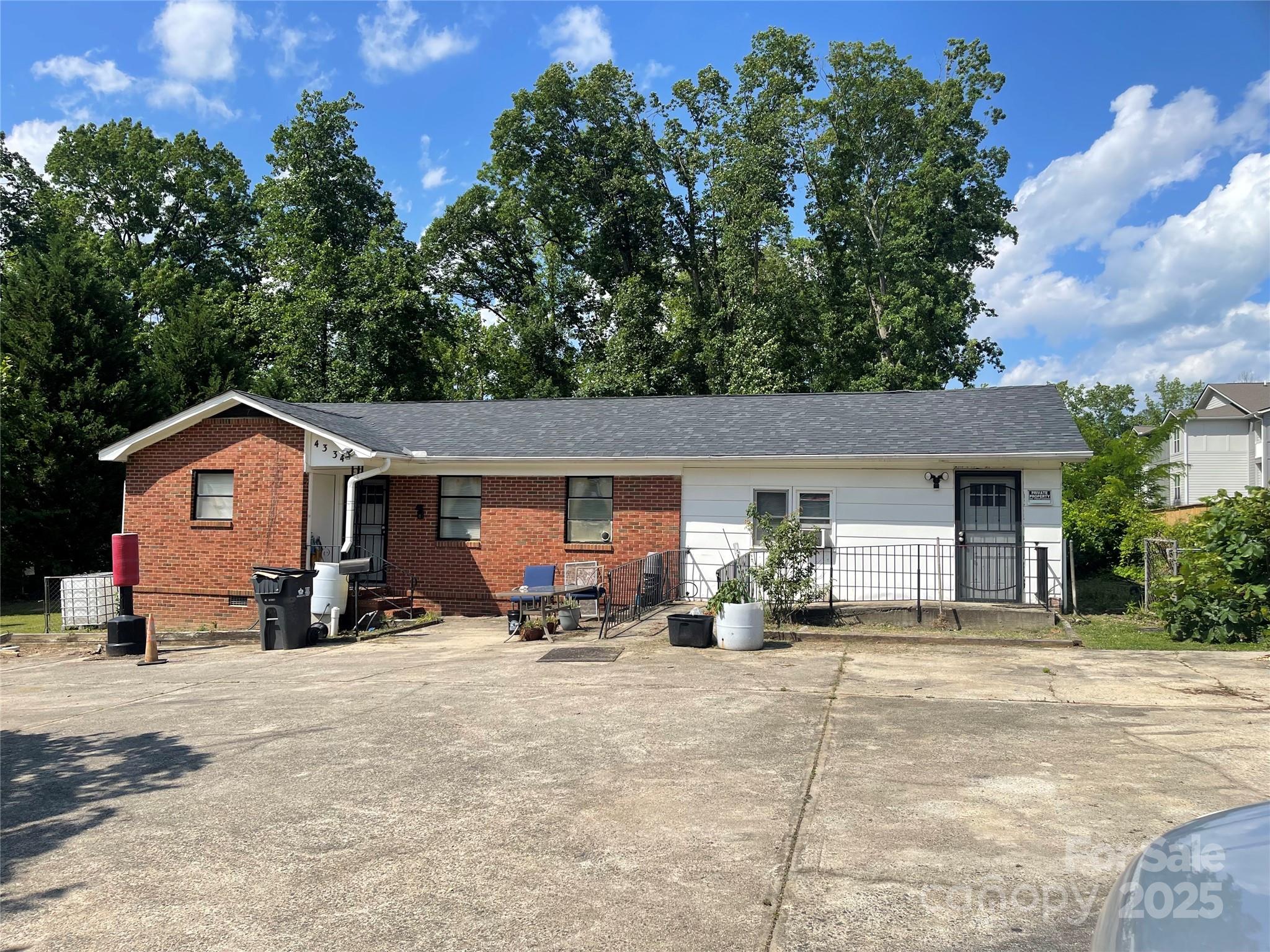 4334 Denver Avenue Charlotte NC 28208