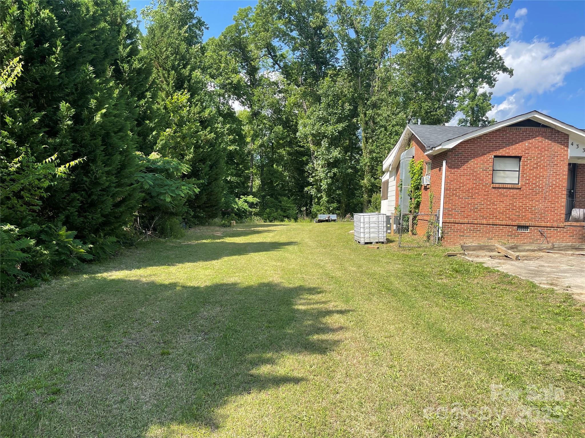 4334 Denver Avenue Charlotte NC 28208