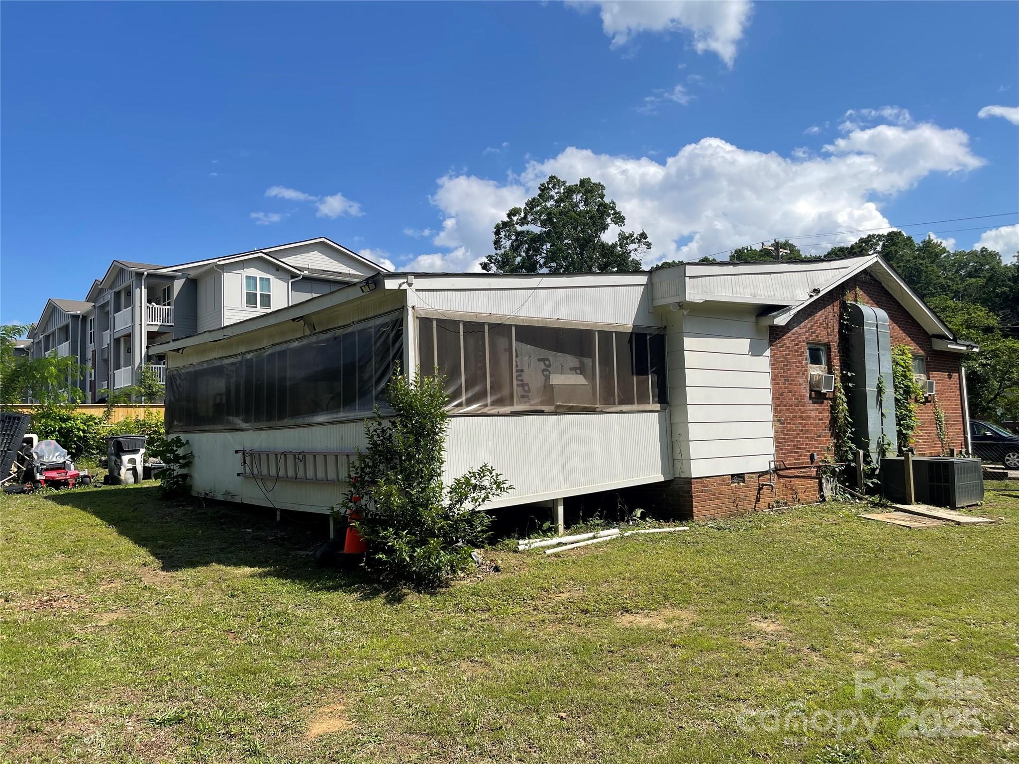 4334 Denver Avenue Charlotte NC 28208
