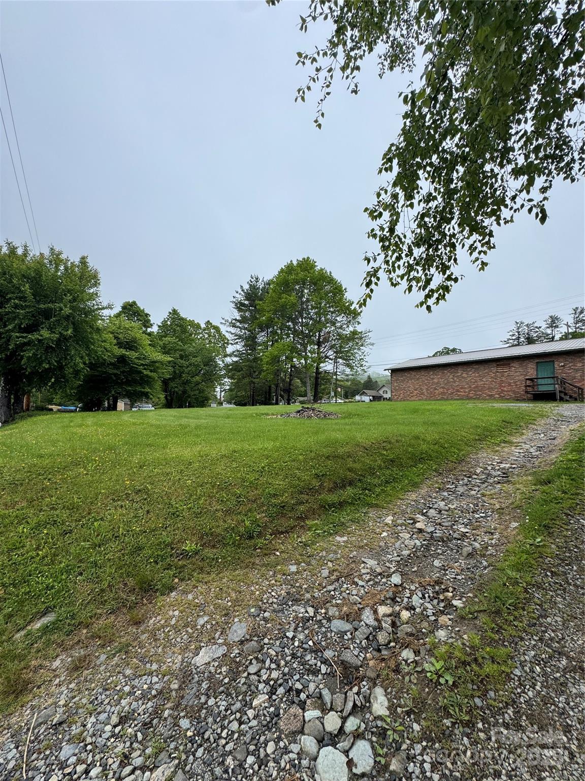 417 Cranberry Street Newland NC 28657