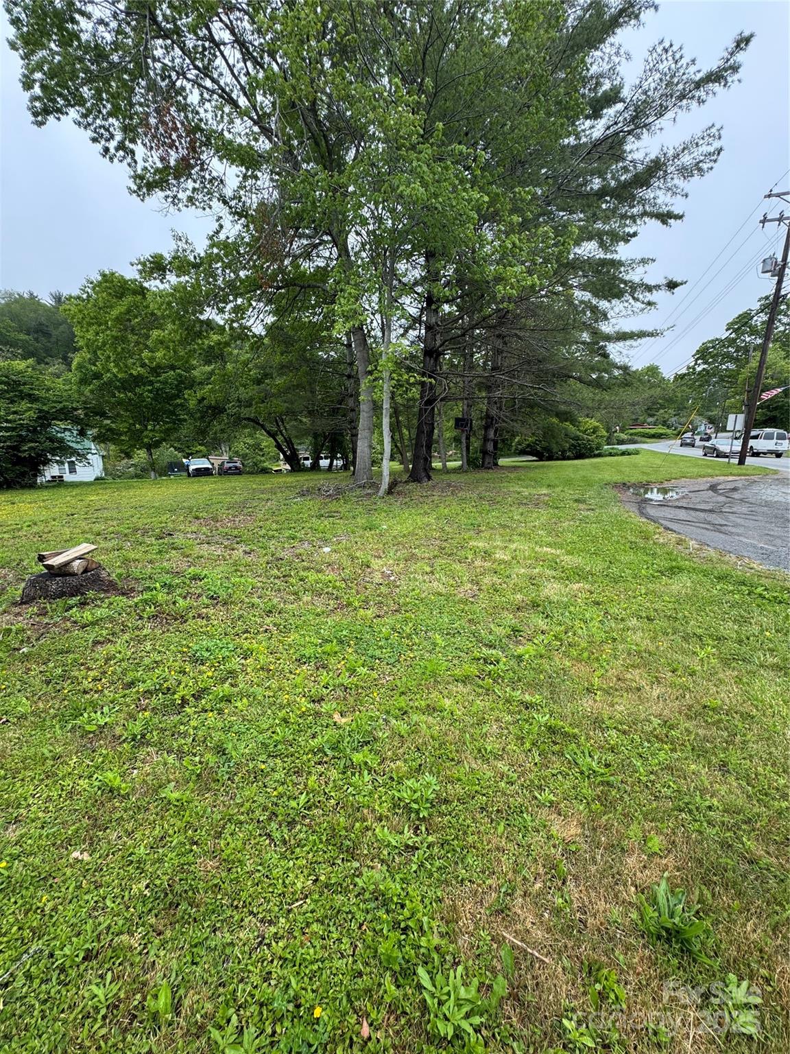 417 Cranberry Street Newland NC 28657