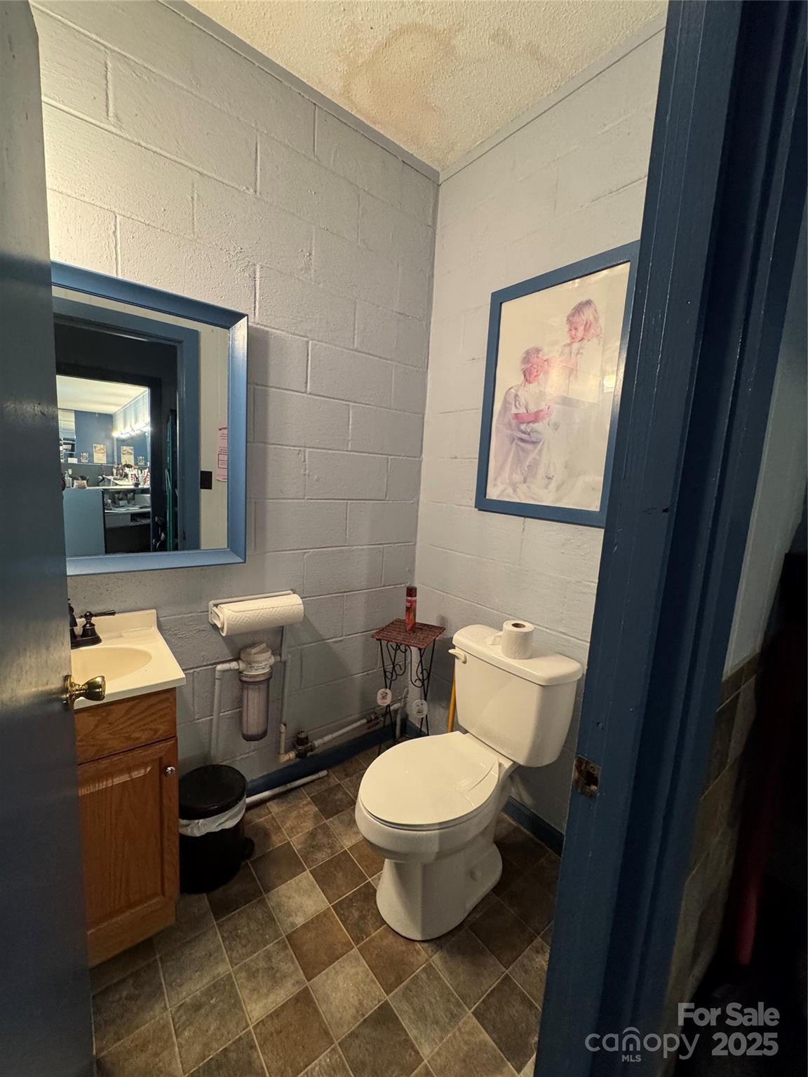 417 Cranberry Street Newland NC 28657
