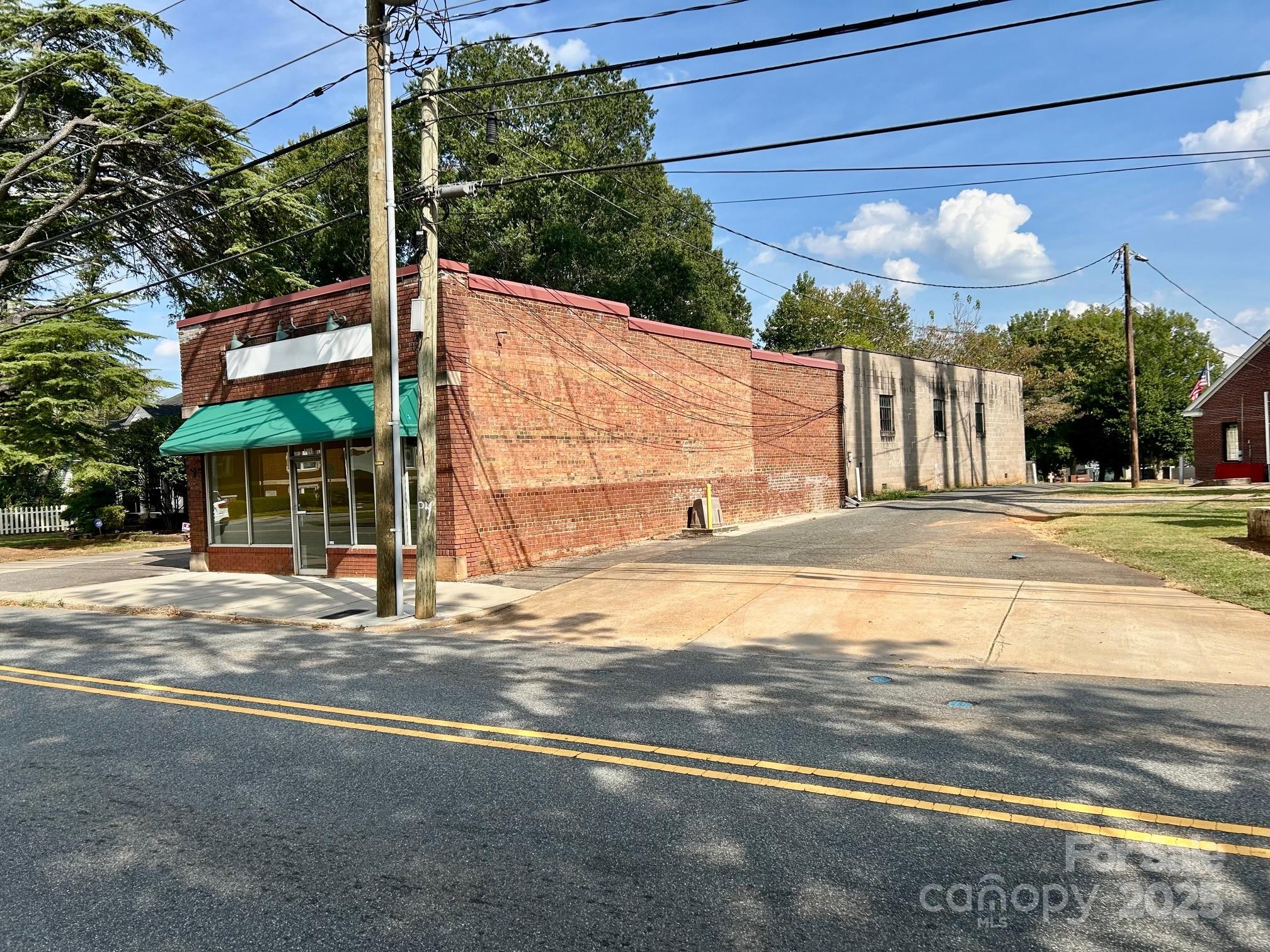 1409 S Fulton Street Salisbury NC 28144