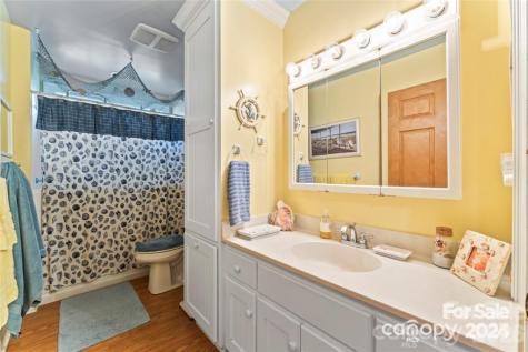 10560 Lake Royalle Road Spring Hope NC 27882