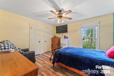 10560 Lake Royalle Road Spring Hope NC 27882