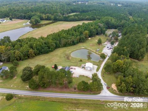 10560 Lake Royalle Road Spring Hope NC 27882