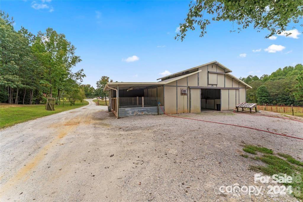 10560 Lake Royalle Road Spring Hope NC 27882