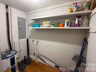7 N Mitchell Avenue Bakersville NC 28705