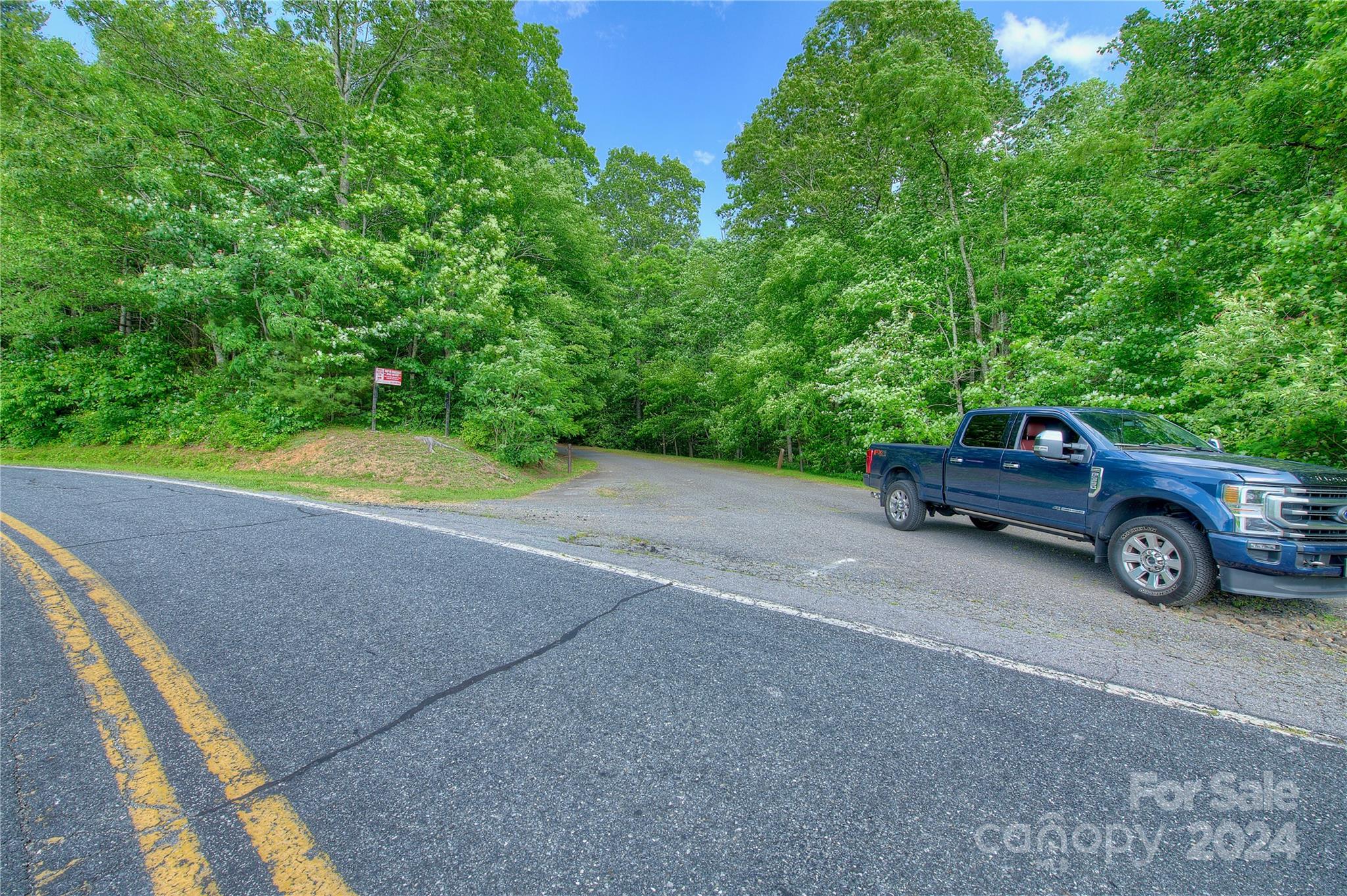 350 Henredon Road Spruce Pine NC 28777