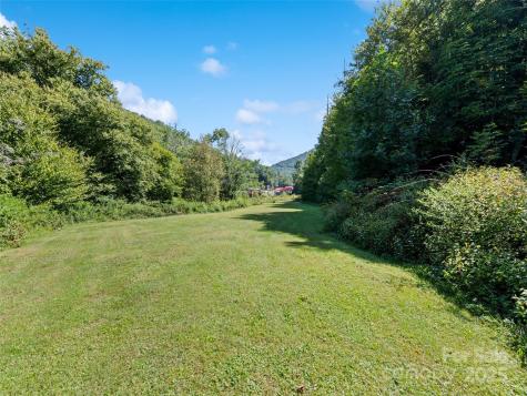 11178 Us 19 Highway N Maggie Valley NC 28751