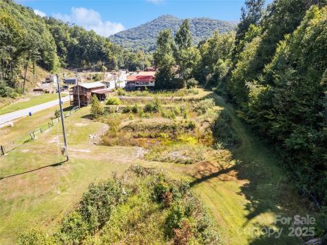 11178 Us 19 Highway N Maggie Valley NC 28751
