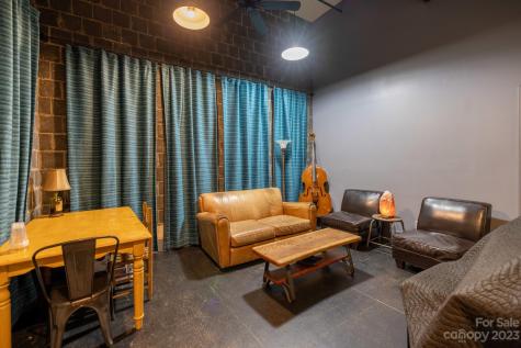 743 Haywood Road Asheville NC 28806