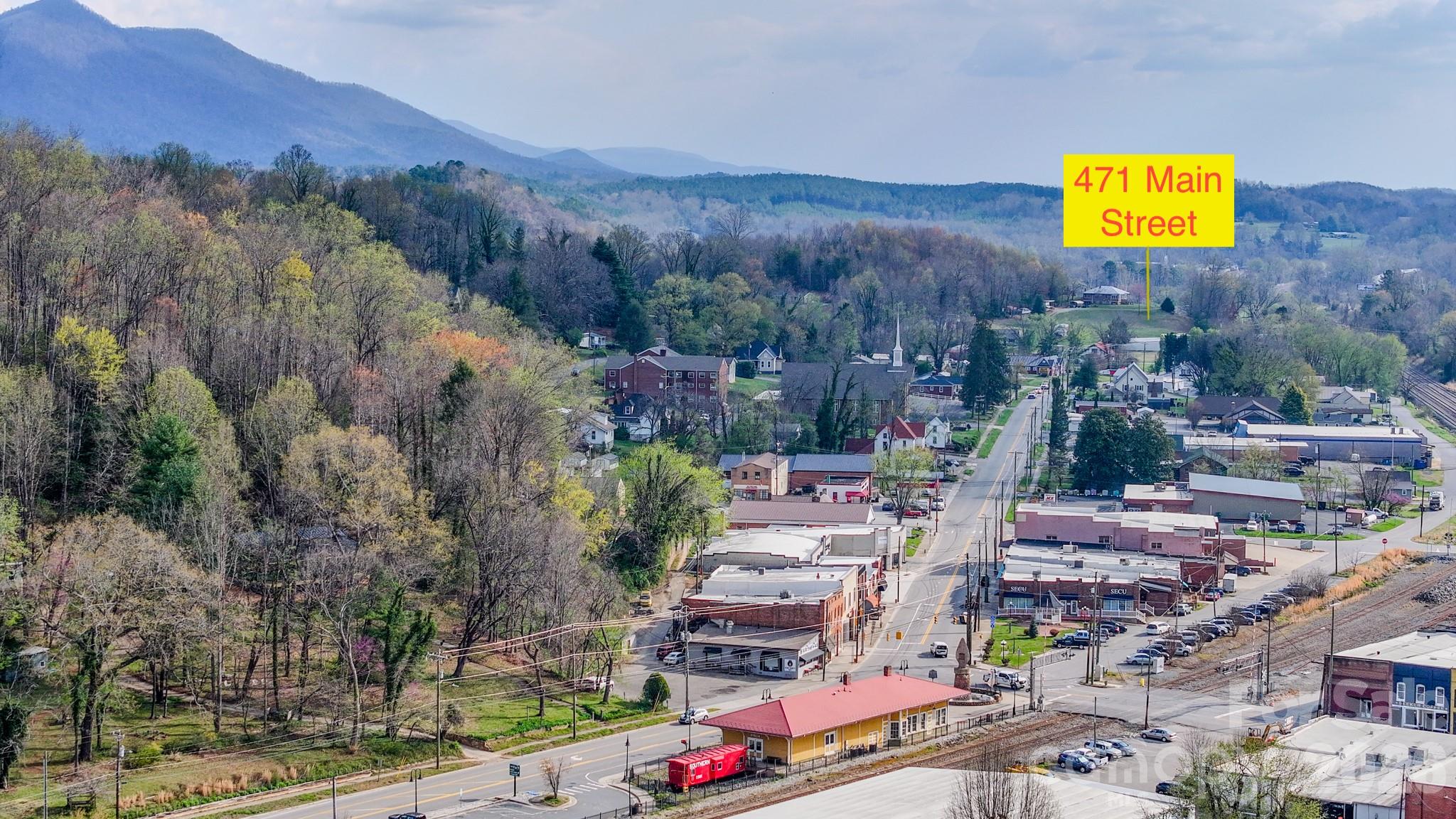 471 & 457 E Main Street Old Fort NC 28762