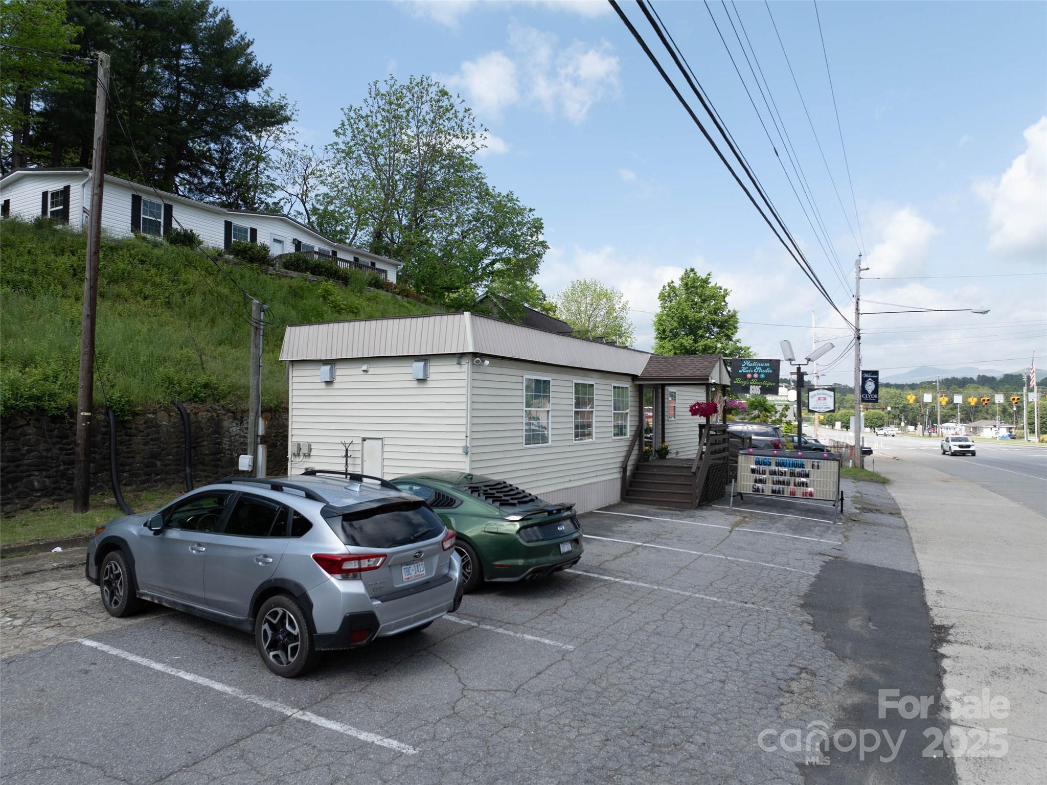 8305 Carolina Boulevard Clyde NC 28721
