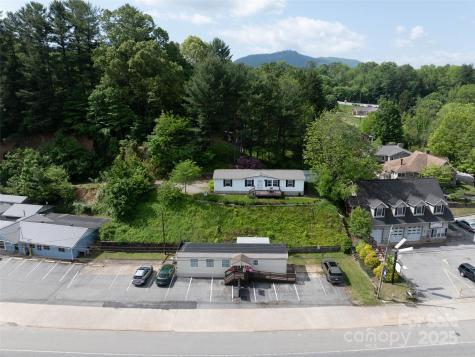 8305 Carolina Boulevard Clyde NC 28721